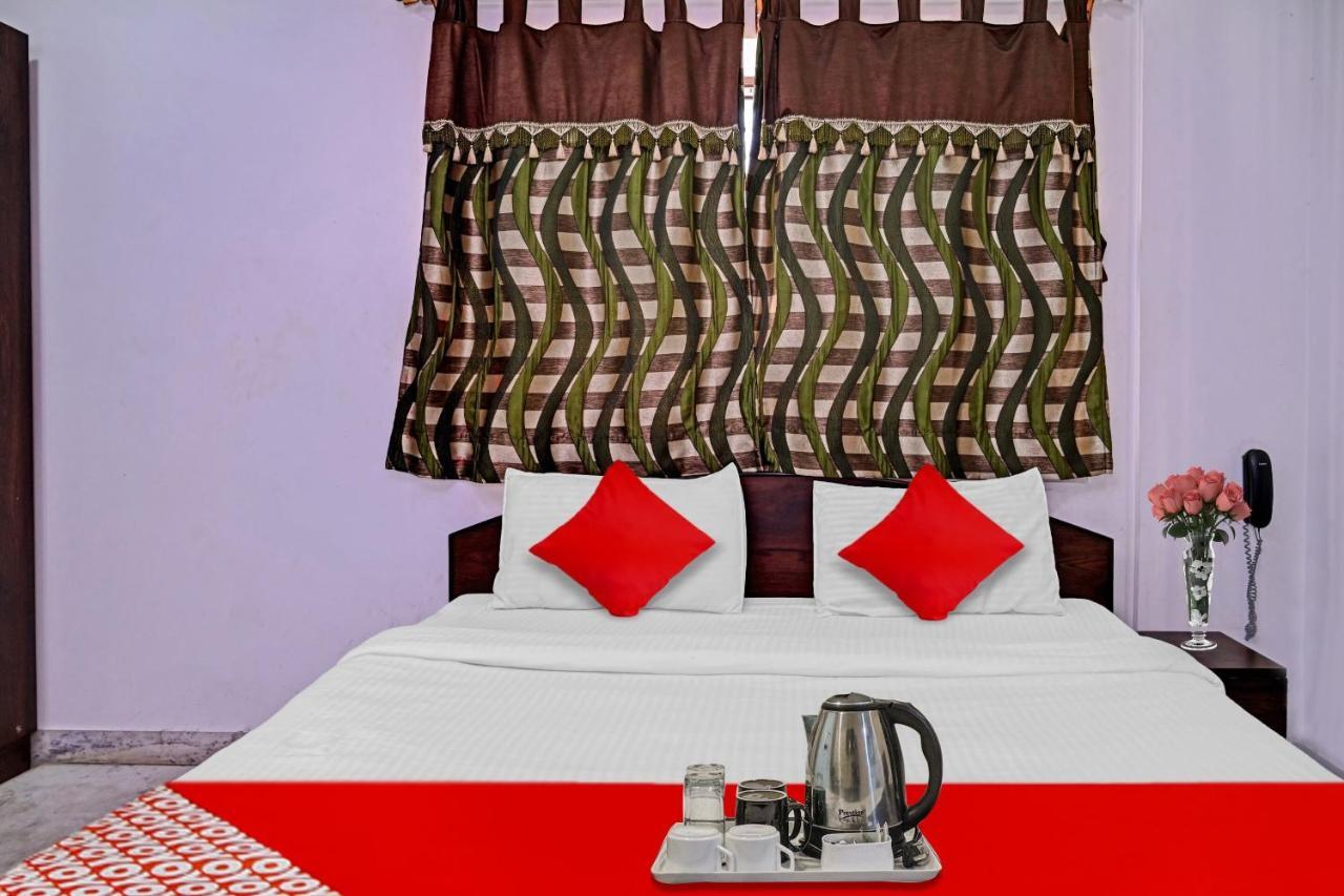Flagship Happy Hotel 3*